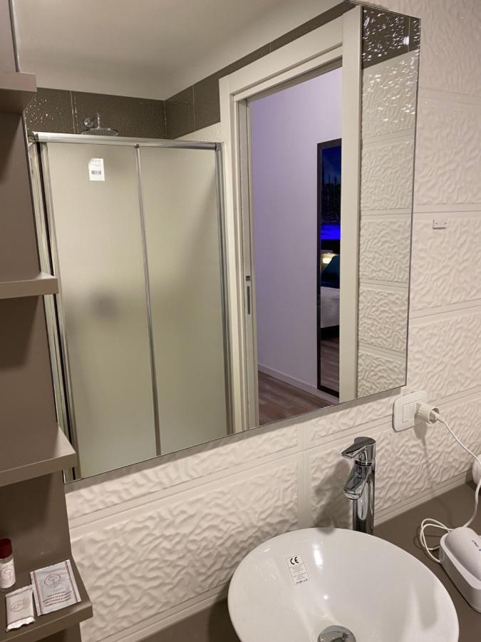 Oasilandia Bed & Breakfast Dorno ภายนอก รูปภาพ