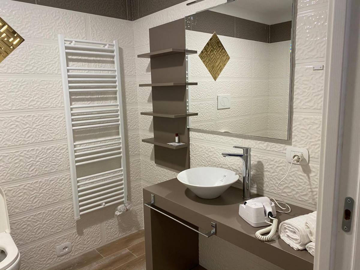 Oasilandia Bed & Breakfast Dorno ภายนอก รูปภาพ